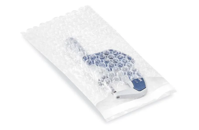 4 x 7 1⁄2" Self-Seal Bubble Bags