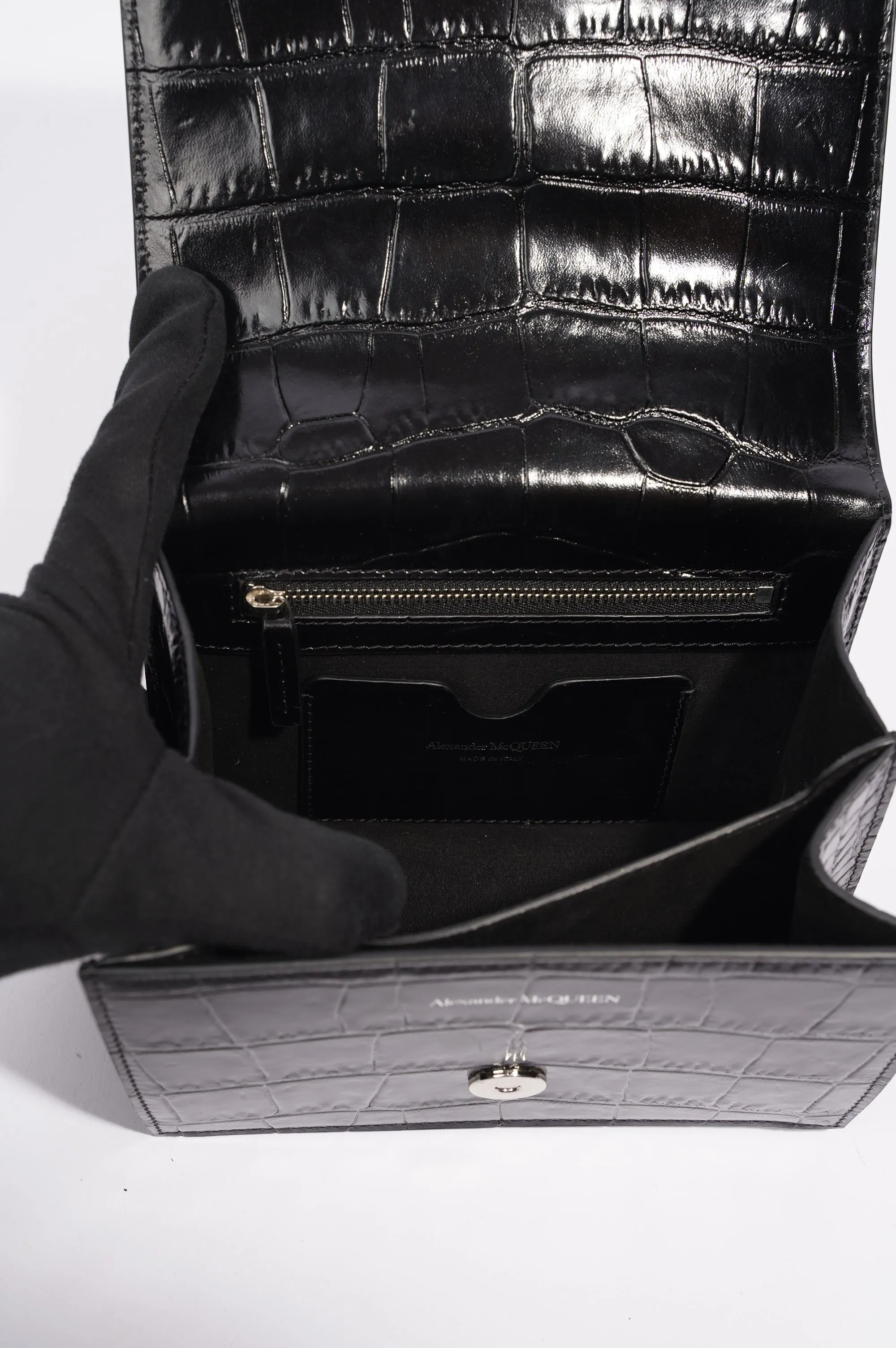 Alexander McQueen Womens Four Ring Shoulder Bag Black Leather Small