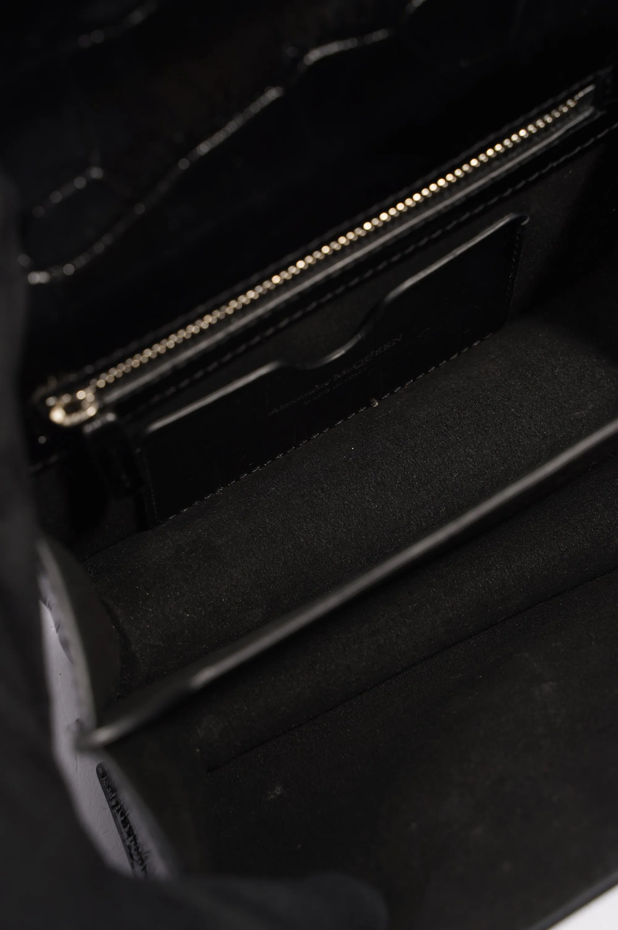 Alexander McQueen Womens Four Ring Shoulder Bag Black Leather Small