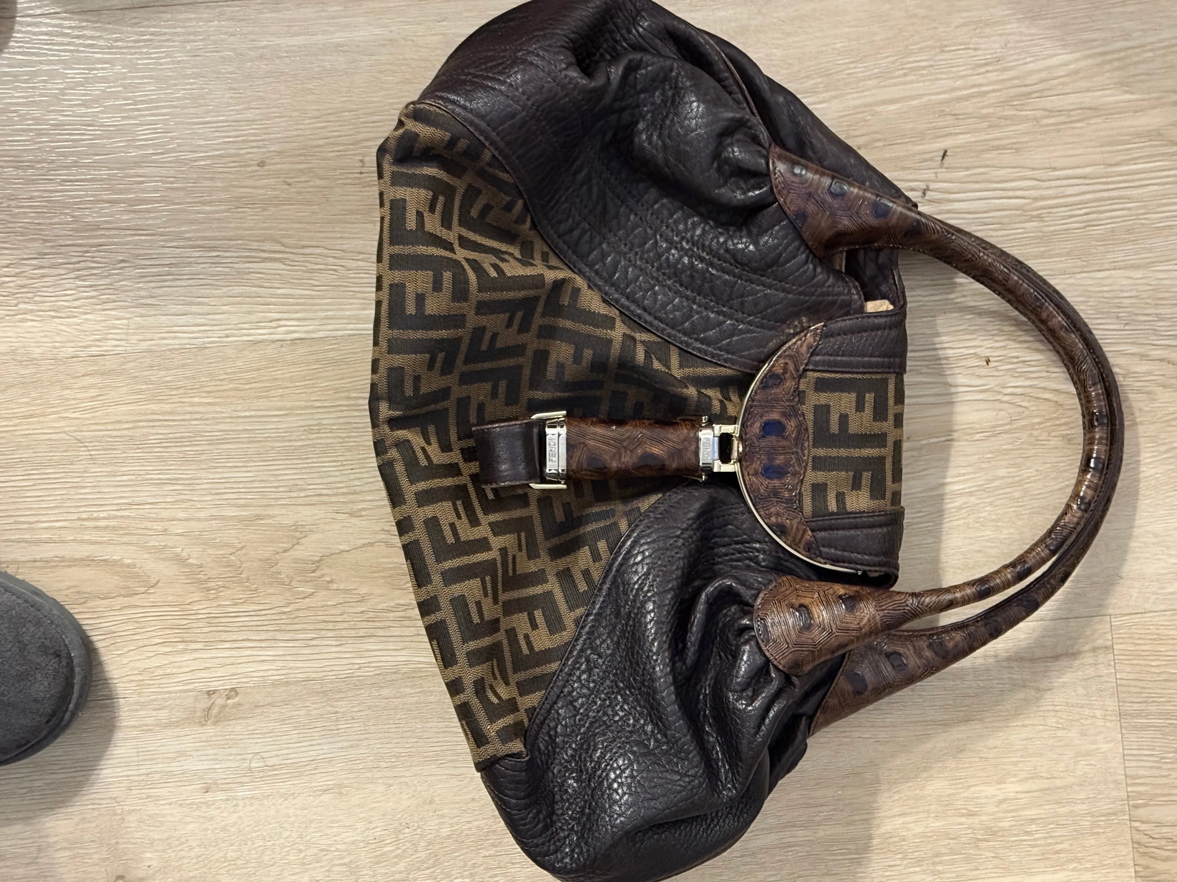 Fendi hobo womens bag