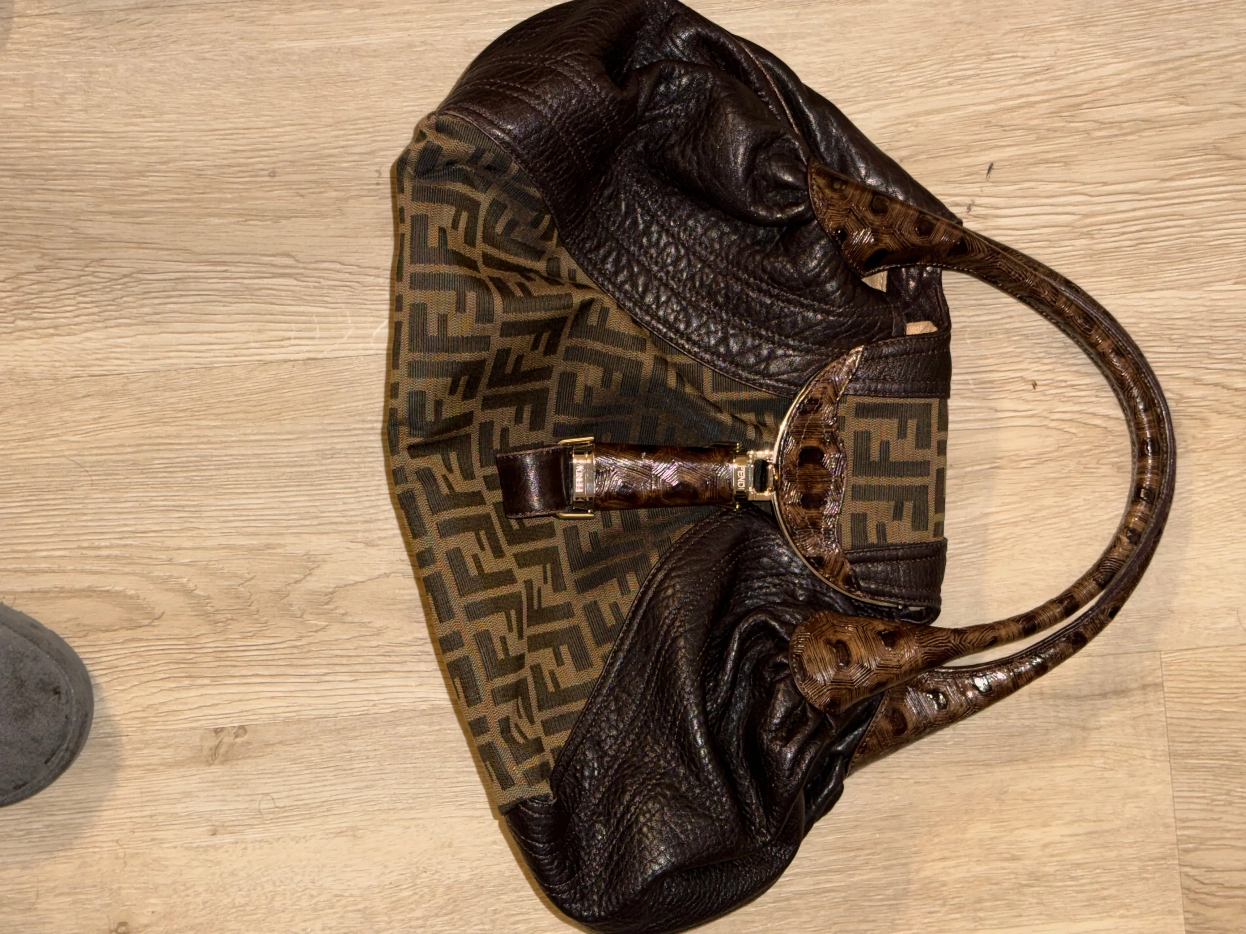 Fendi hobo womens bag