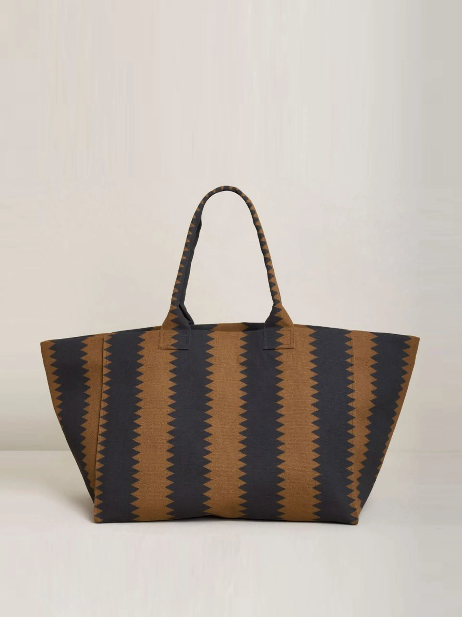 Gallery tote bag