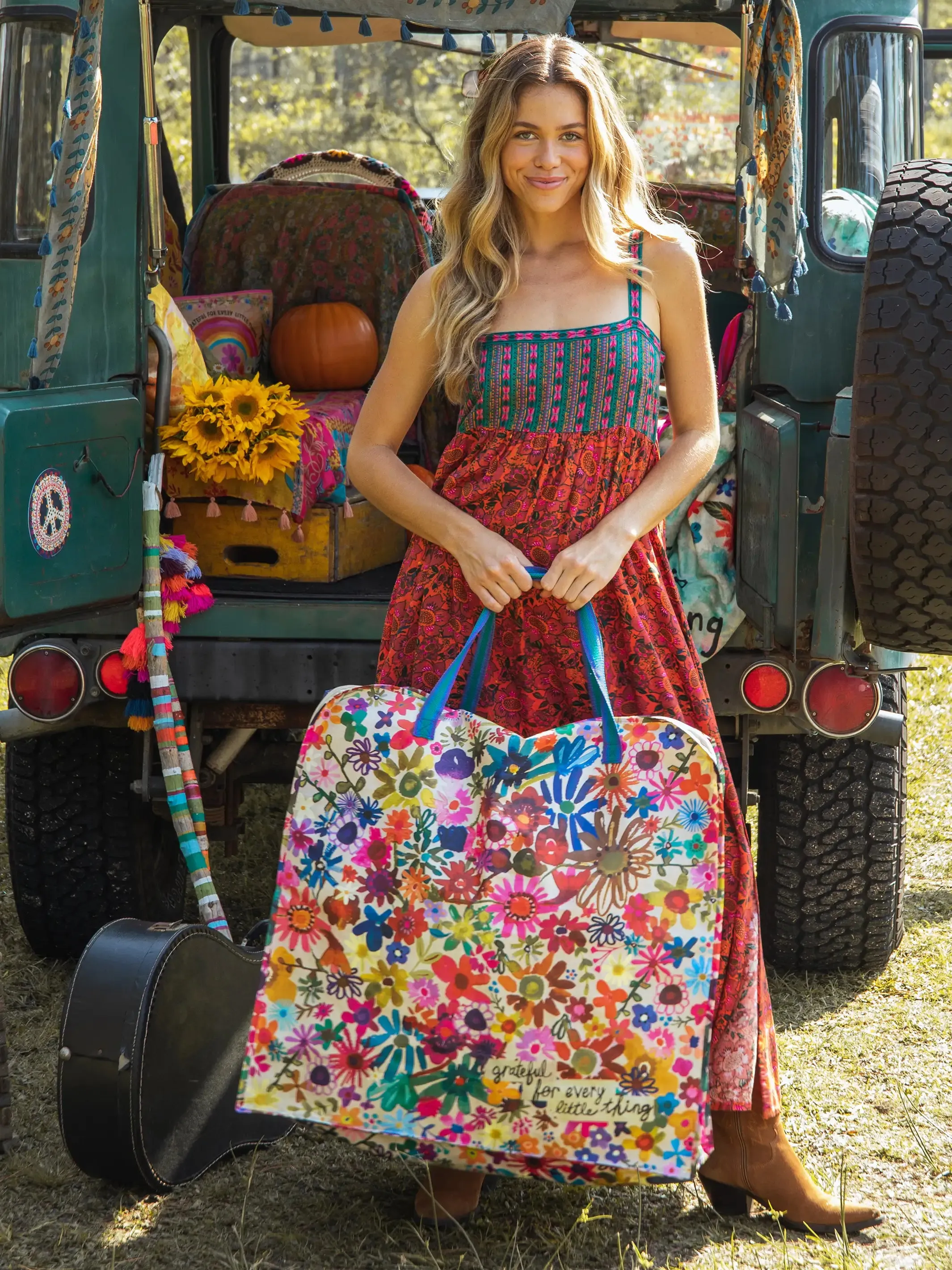 Happy XL Zip Tote Bag - Grateful