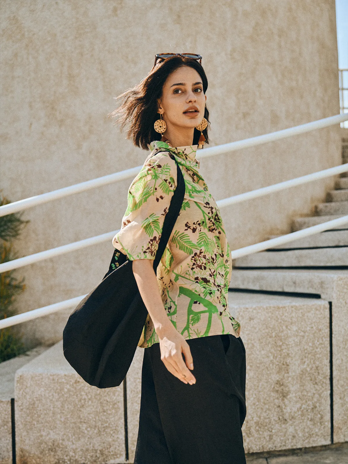 "Beach Blossom" Hobo Crossbody Bag - Black